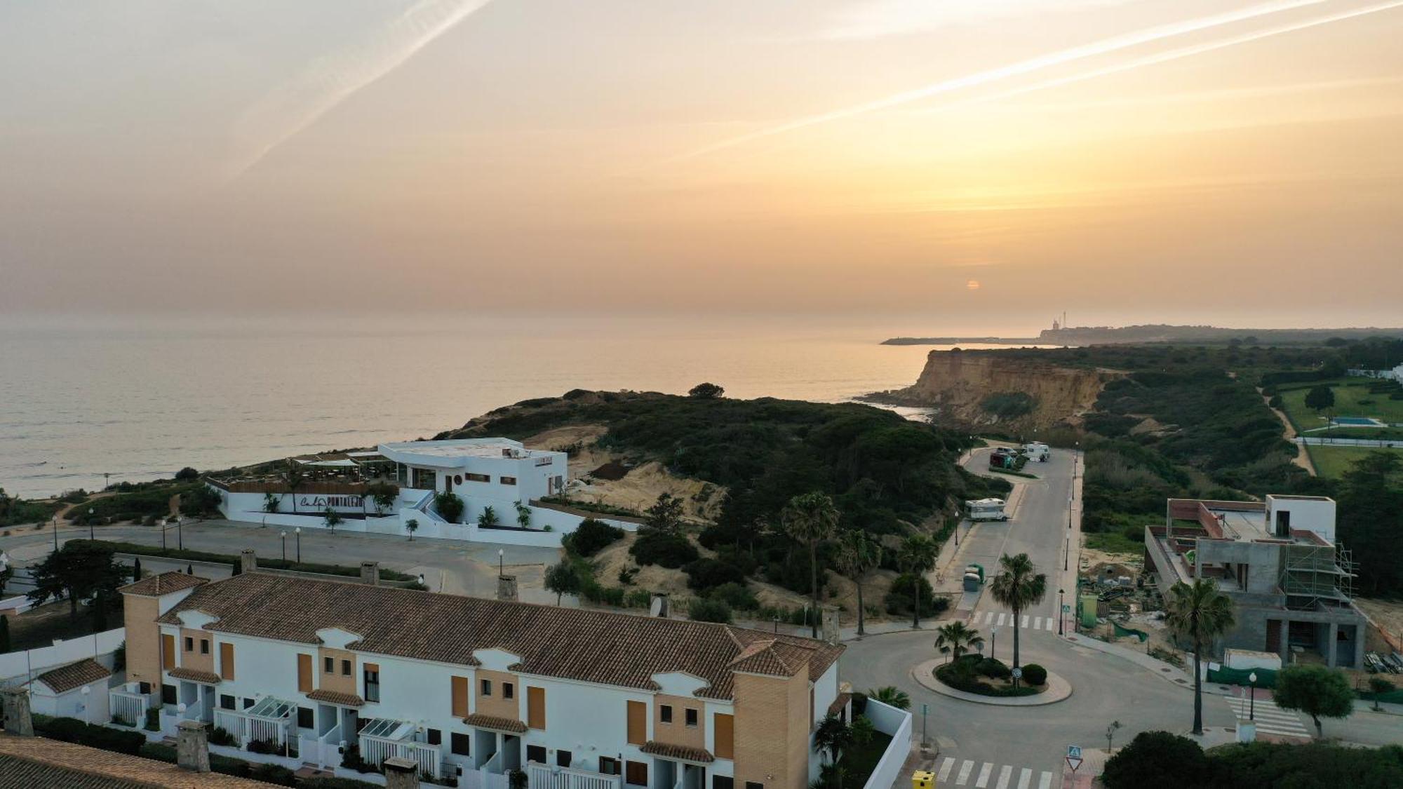 Villa Anyway Conil Un Lujo Frente Al Mar كونيل ذي لا فرونتيرا المظهر الخارجي الصورة